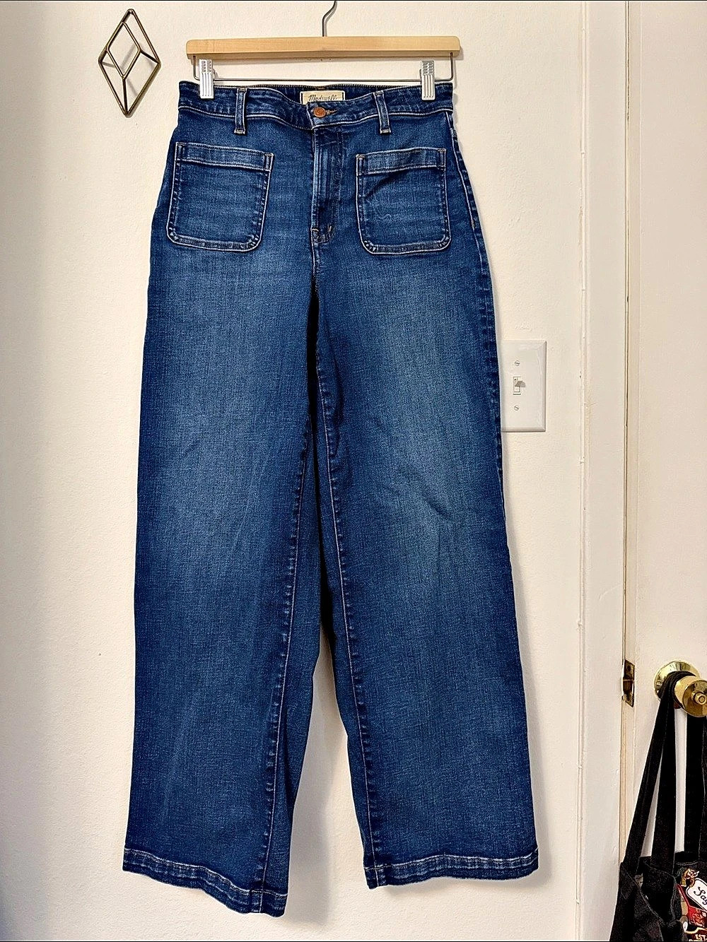 Madewell The Curvy Emmett Wide-Leg Jean
Size 28